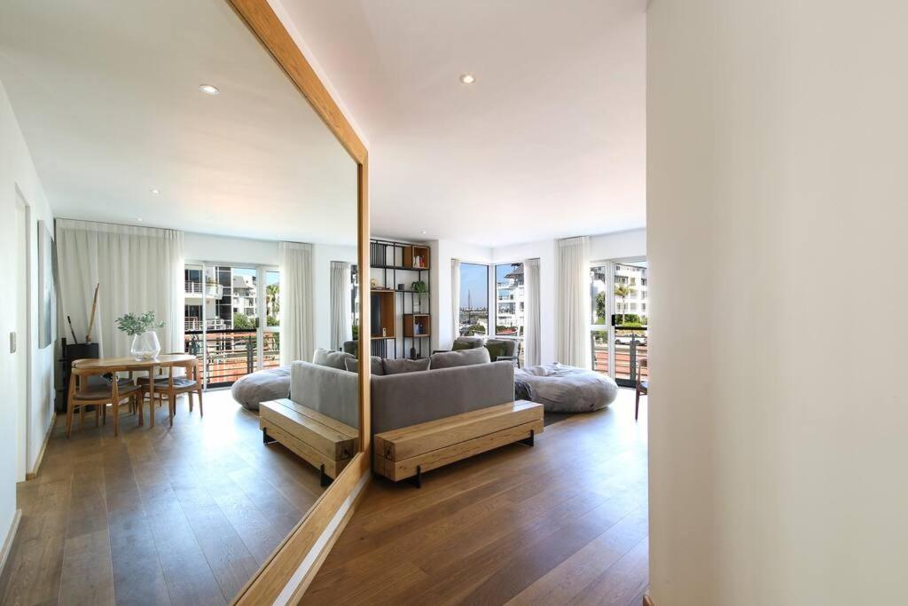 Spacious Sea Facing One Bedroom *